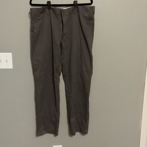 Hagger H26 gray pants w/ flex 38x30